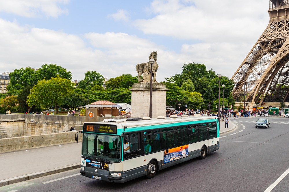 パリをベビーカーで移動するならバスがおすすめ！パリのバス乗り方徹底ガイド