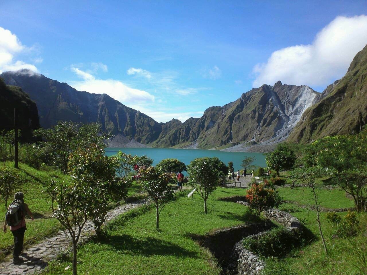 フィリピンの絶景観光スポットおすすめ５選！火山や棚田など美しい秘境が満載