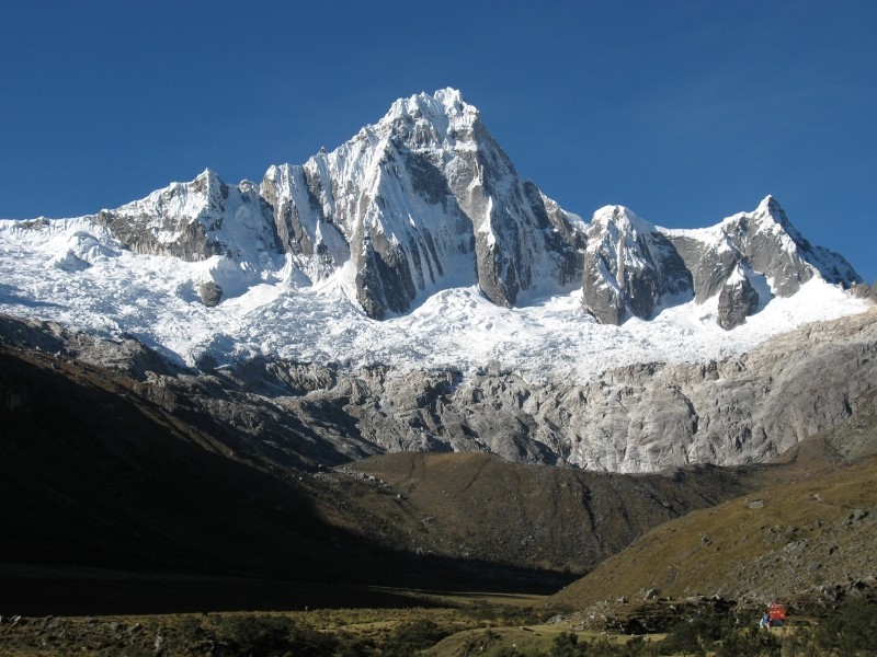 ペルーのワスカラン国立公園の見どころ特集！アンデス山脈が創出する世界一高地にある世界遺産公園