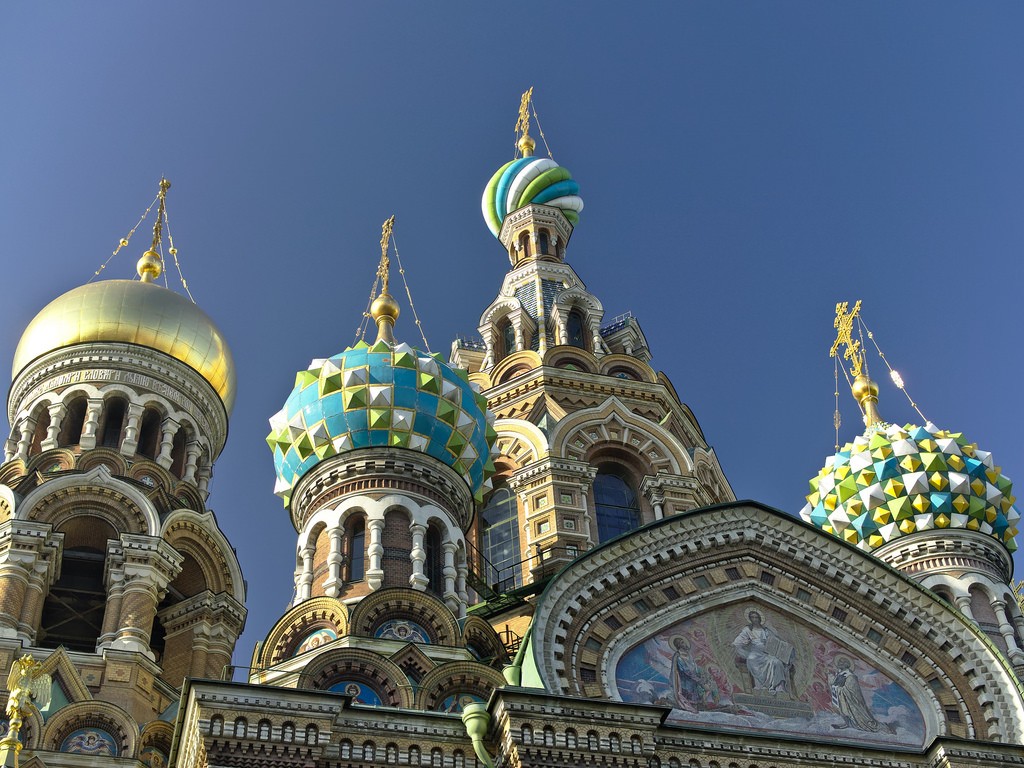 ロシアの歴史地区サンクトペテルブルク芸術観光スポット５選