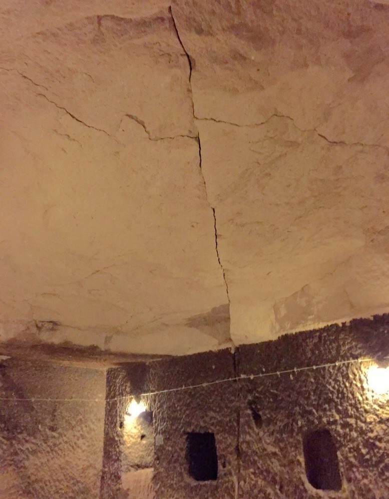 トルコ・カッパドキア旅行の穴場！入場無料のタトラリン地下都市とトパダ古代の岩文字