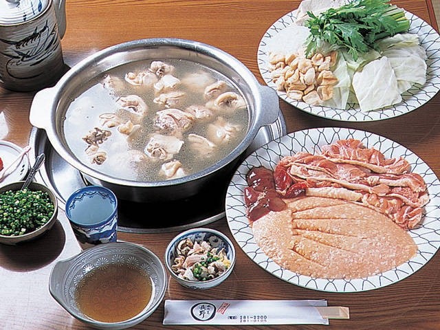 九州・福岡名物水炊き人気店5選！地元イチオシ鶏の旨みとコラーゲンたっぷりの絶品グルメをいただきます