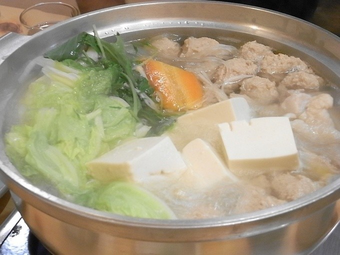 九州・福岡名物水炊き人気店5選！地元イチオシ鶏の旨みとコラーゲンたっぷりの絶品グルメをいただきます