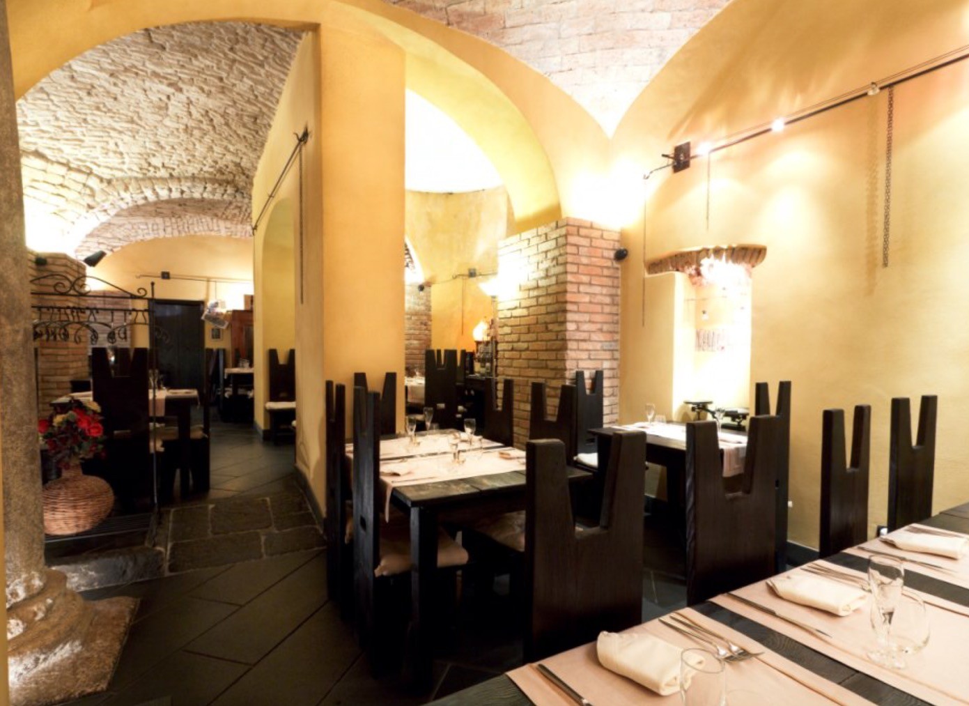 イタリア・アマルフィ海岸サレルノでおすすめの人気レストラン２選！ 陽気で美味しいイタリア料理を