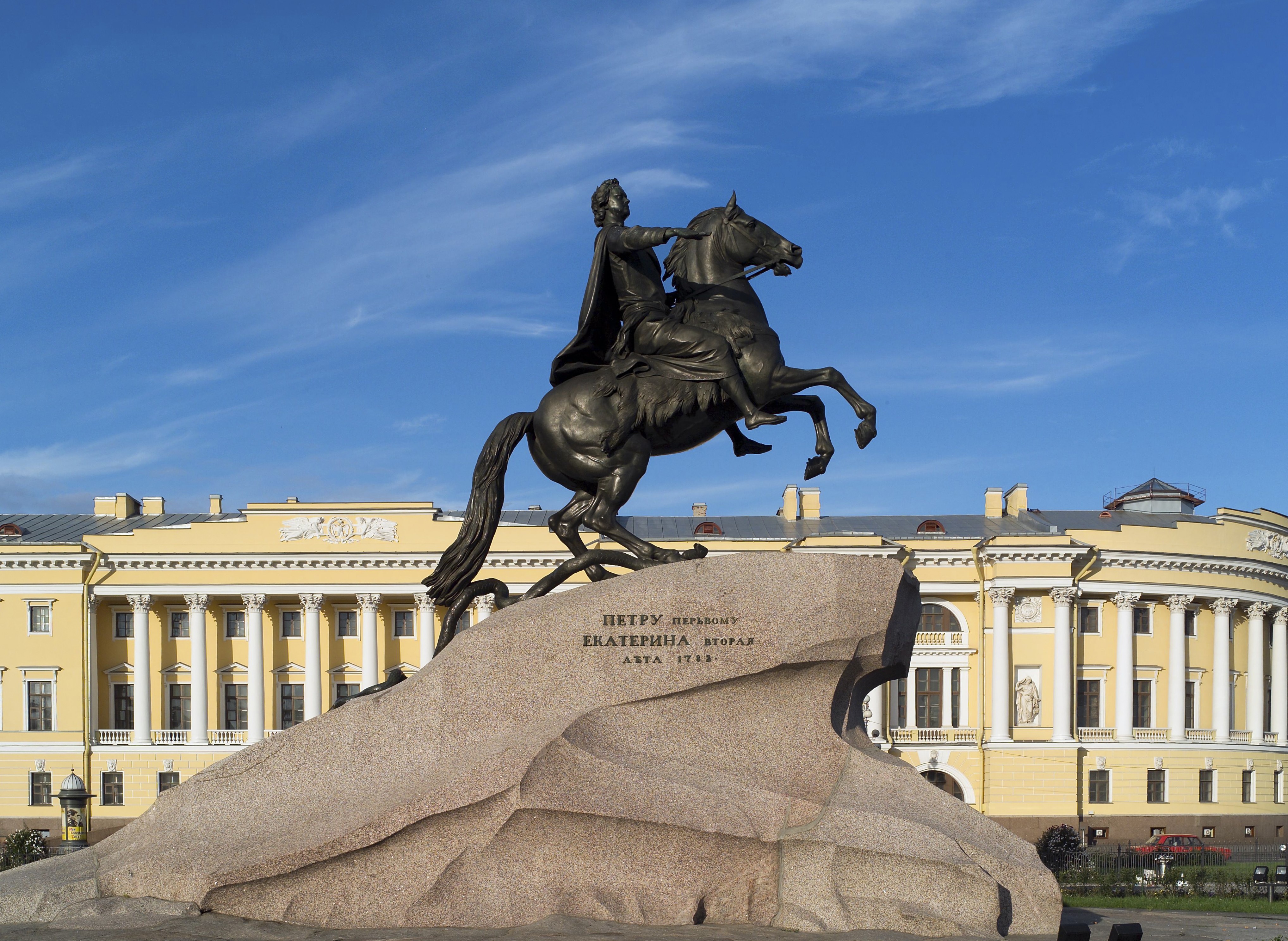 ロシア・サンクトペテルブルク観光におすすめ「ピョートル大帝ゆかりの地を巡る旅」特集