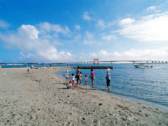 静岡県・弁天島海浜公園がアツい！花火大会や海水浴、潮干狩りを楽しもう