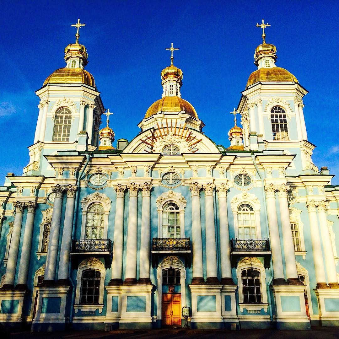 ロシア・サンクトペテルブルク旅行なら必見の観光スポット！修道院＆聖堂3選