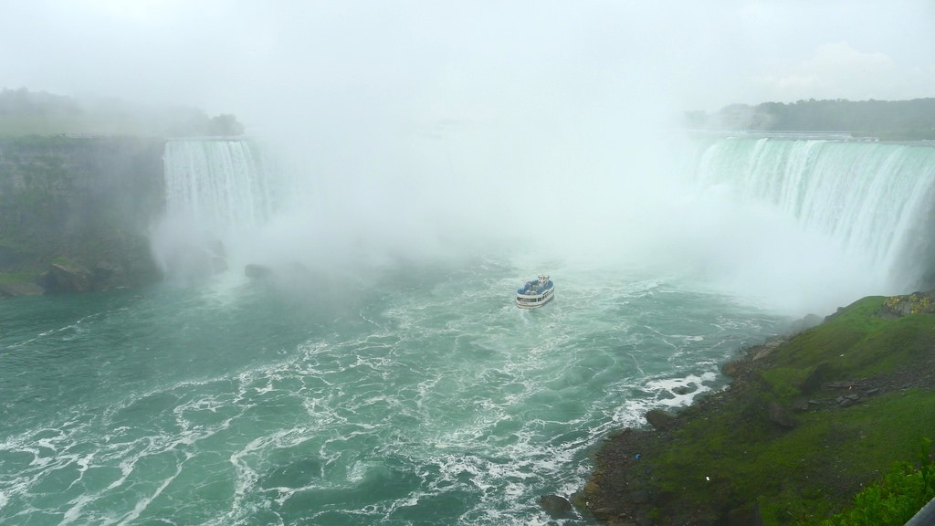 ナイアガラの滝の見どころ特集！ボストンからの日帰り旅行で世界三大瀑布の迫力体験﻿