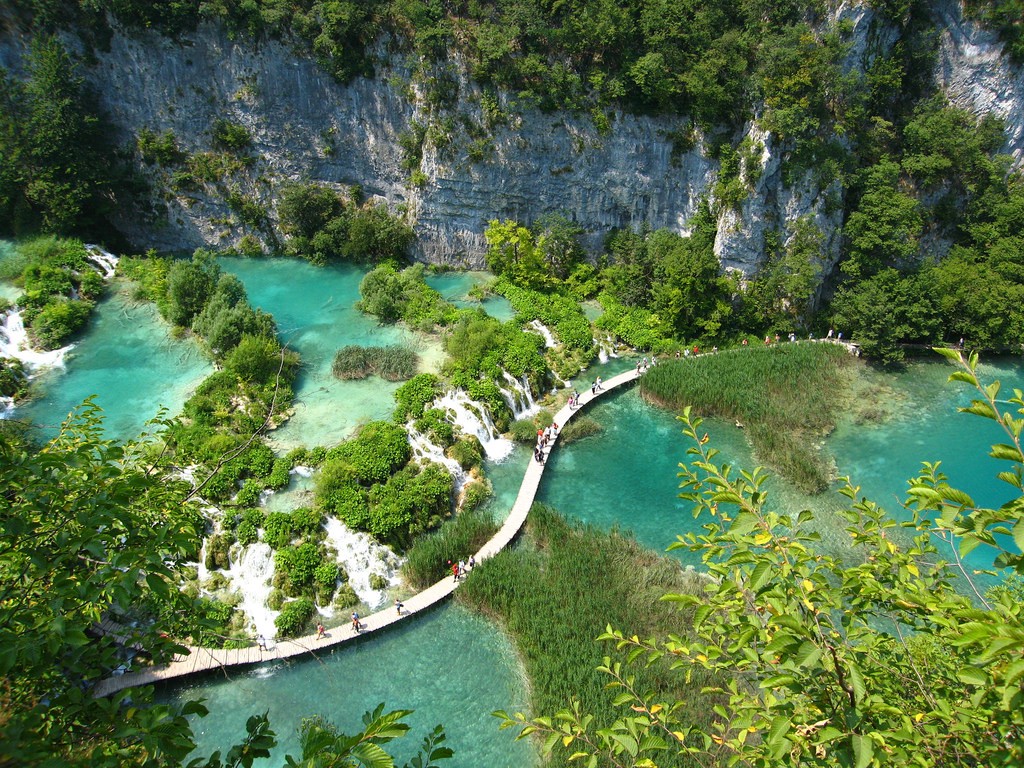 クロアチア世界遺産6選！豊かな自然と中世の街並みを楽しめる沿岸都市の魅力に迫る