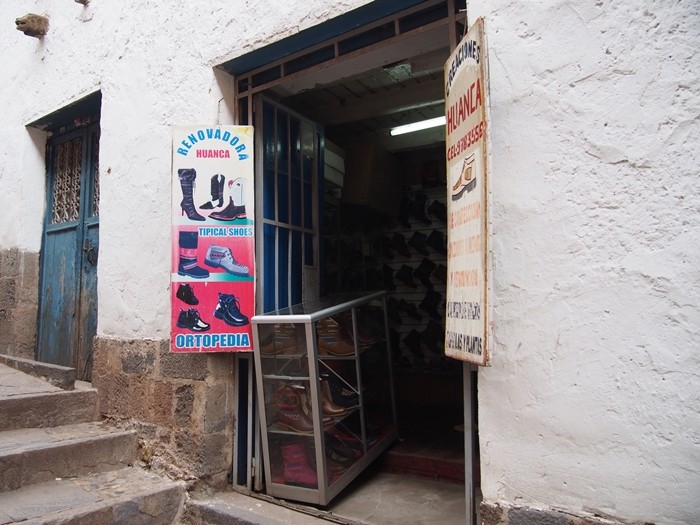 ペルー世界遺産古都クスコでおすすめのオーダーメイドシューズ店！世界に一つだけのお土産ゲット