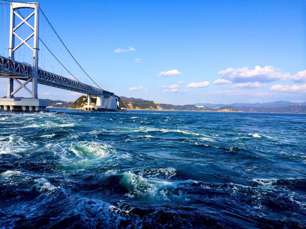 鳴門海峡大橋「うず潮」散歩のビュースポット大特集！淡路島と徳島を結ぶ名物の楽しみ方と注意点