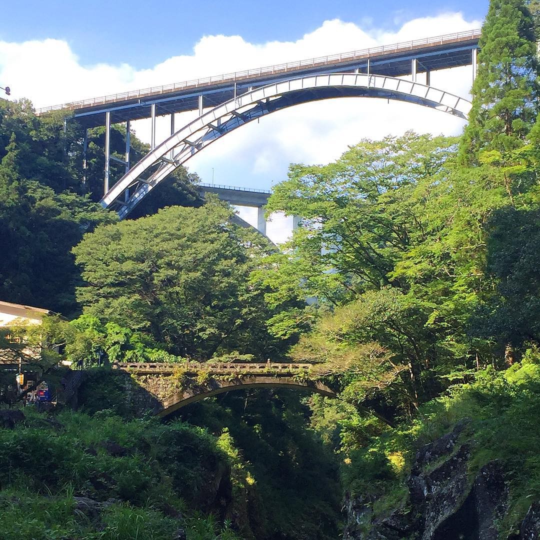 【宮崎】神秘的な力が宿る「高千穂峡」は自然がつくった絶景スポット