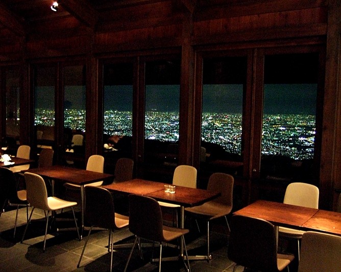  神戸で夜景が見られるレストラン厳選3店！デートや特別な日にぴったり
