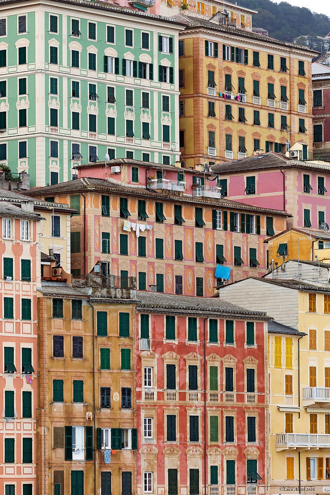 【イタリア】ジェノバ 海上に佇む美しい街 "カモーリ(Camogli)" 特集