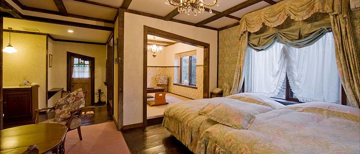 伊豆高原にあるペットと一緒に泊まれる高評価の旅館【別邸石の家】