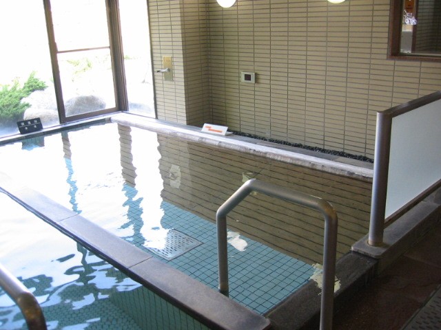 山梨の白州塩沢温泉フォッサ・マグナの湯ってどんな温泉？