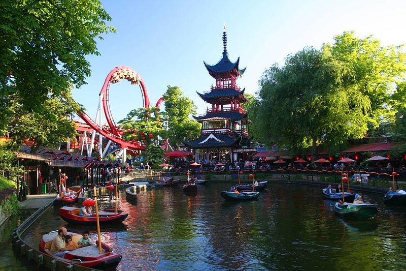 世界最古のテーマパーク！デンマーク・コペンハーゲンのチボリ公園