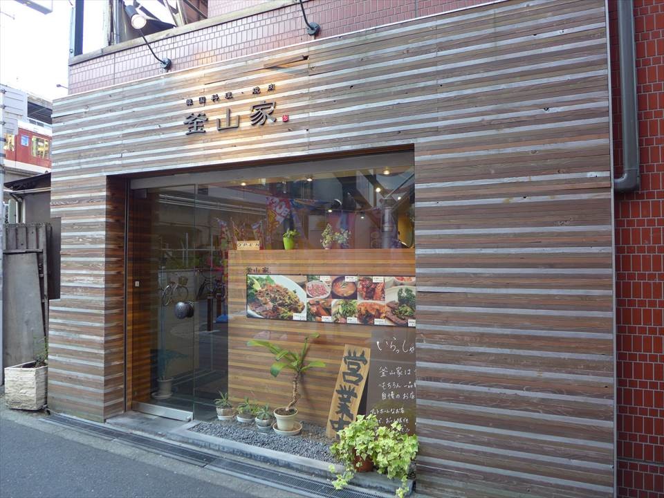 大阪で牛肉を食べるなら、鶴橋が一番！