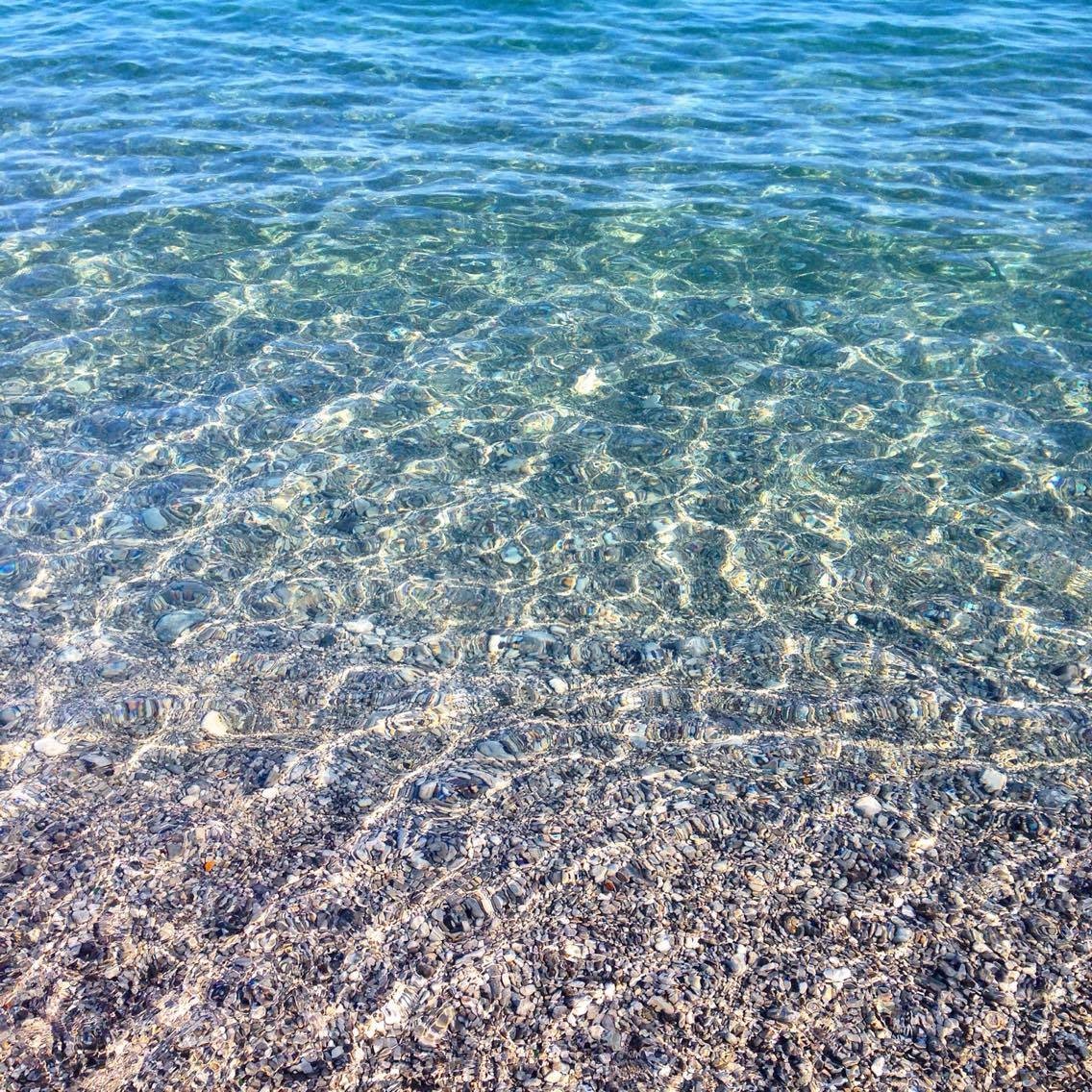 《イタリア・アマルフィ海岸》地元人しか知らない美しい隠れビーチ３選！