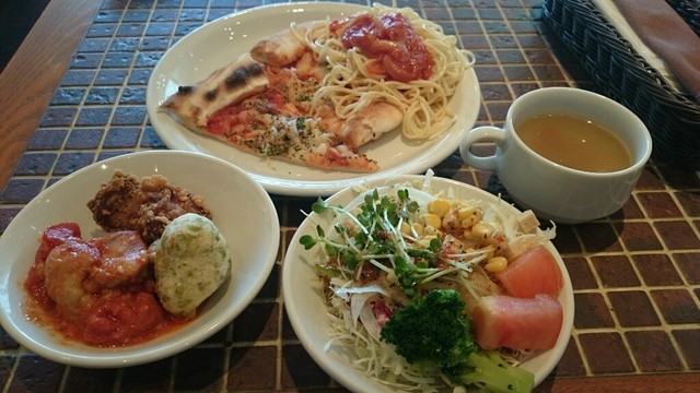 秋葉原で食べ放題ランチの人気店おすすめ６選！中華にお寿司、焼き肉にインドカレーも！