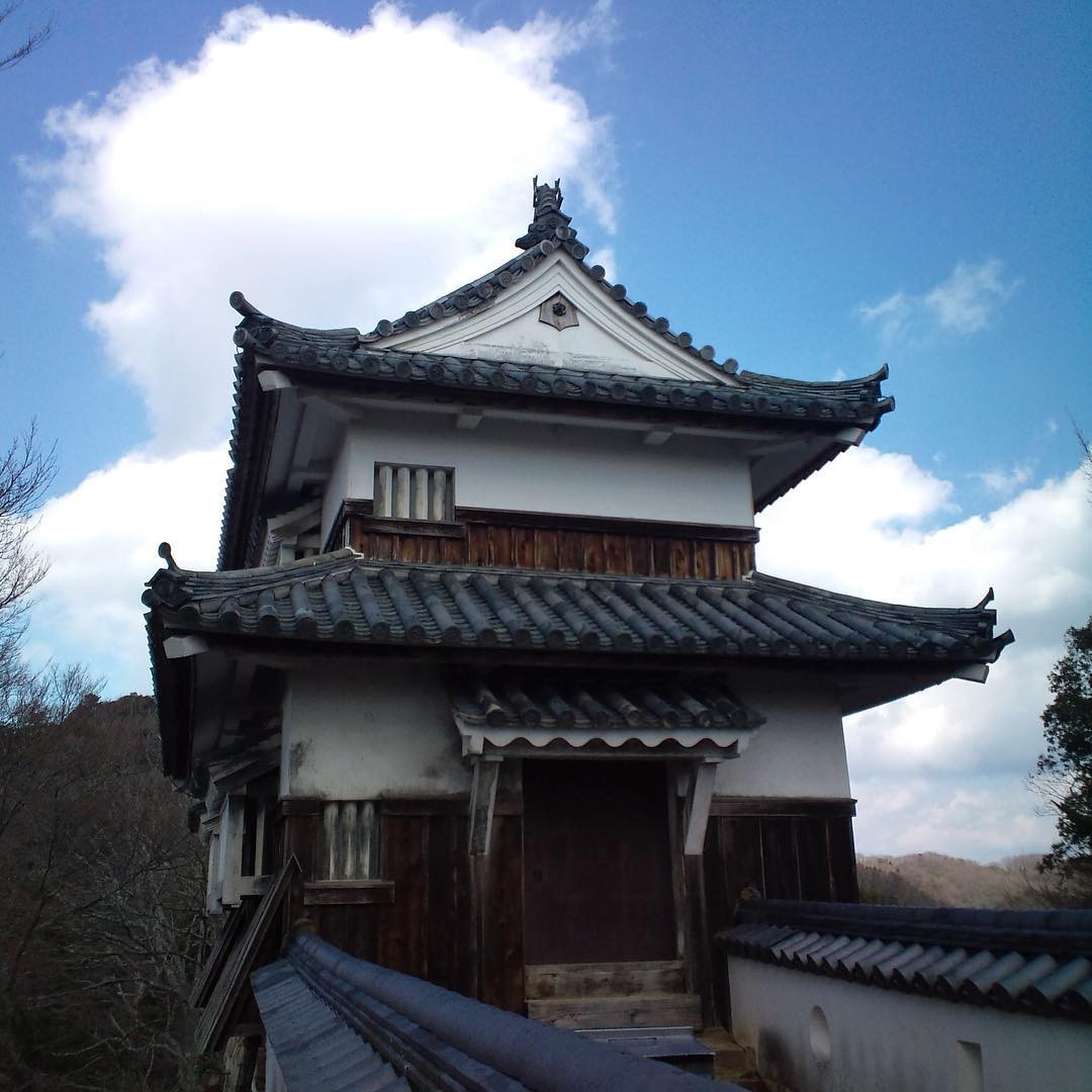 【岡山】雲海に現れる名城！幻想的な「備中松山城」を目指す旅