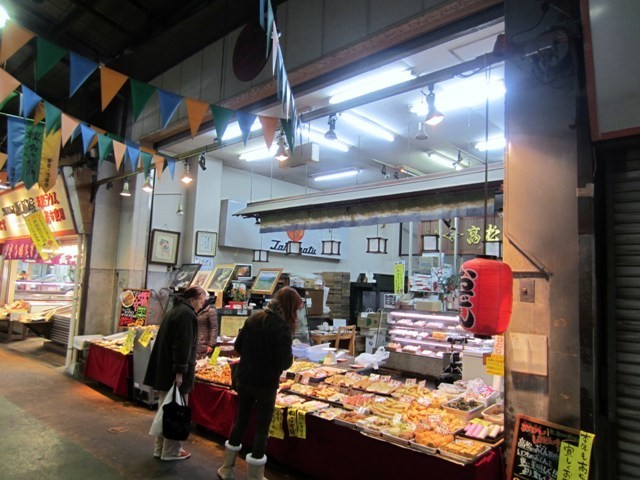 福岡市民の台所「柳橋連合市場」で博多の美味しいものを満喫！
