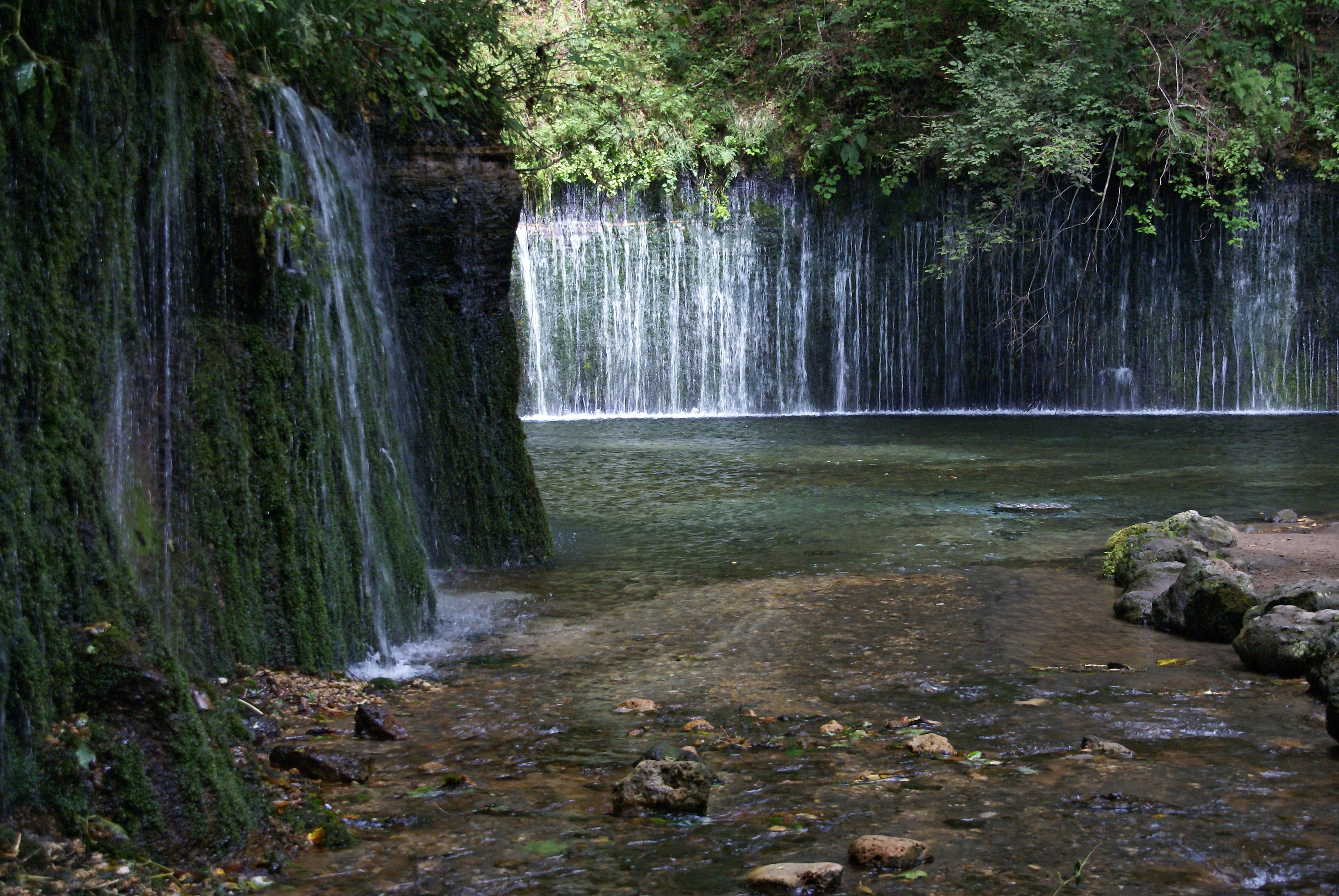 自然が作り出した絶景を楽しむ！甲信越地方の滝5選