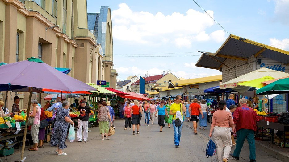 地元の人と触れ合える市場！ラトビア人の台所「リガ中央市場」に行こう