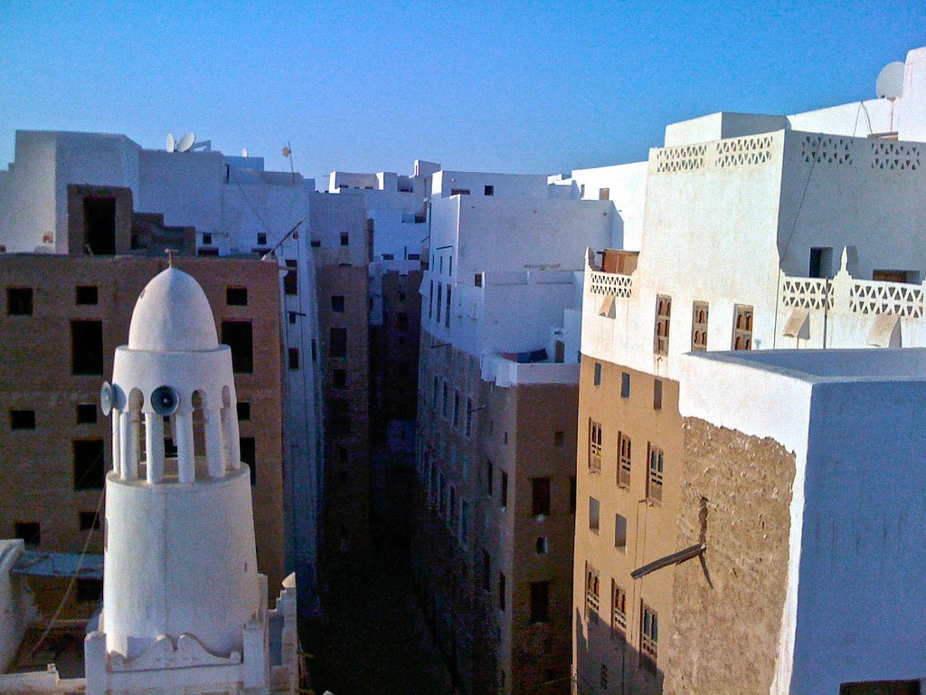 イエメンのシバーム旧城塞都市に高層建築が並ぶ！これが「砂漠のマンハッタン」