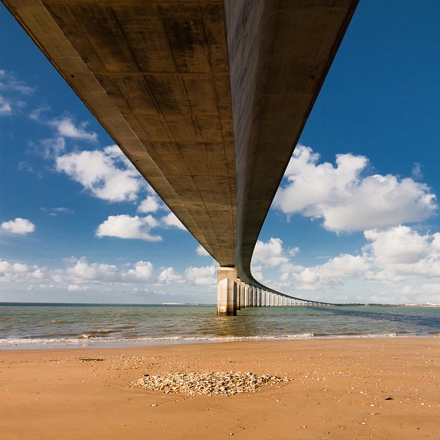 【レ島 （Île de Ré）観光情報】大西洋に浮かぶ人気の島でフランス式バカンスを！