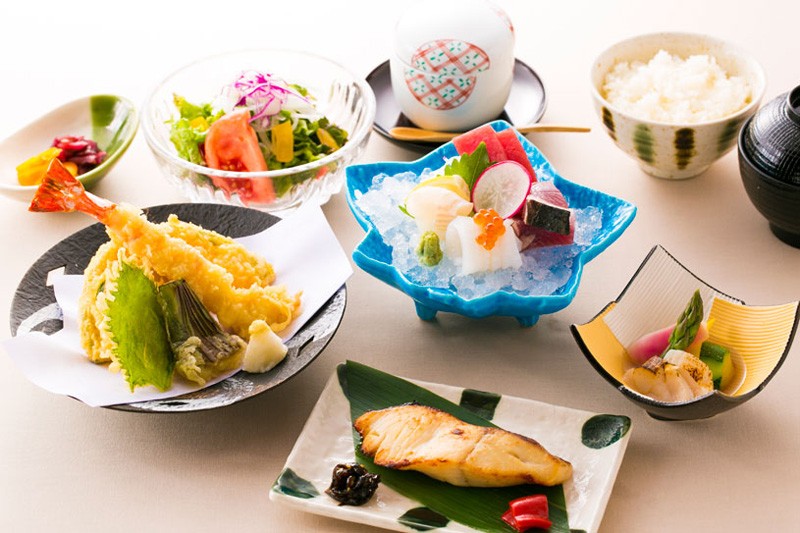 ハワイでおすすめ日本食レストラン人気４選！日本食が恋しくなったらここへ♡