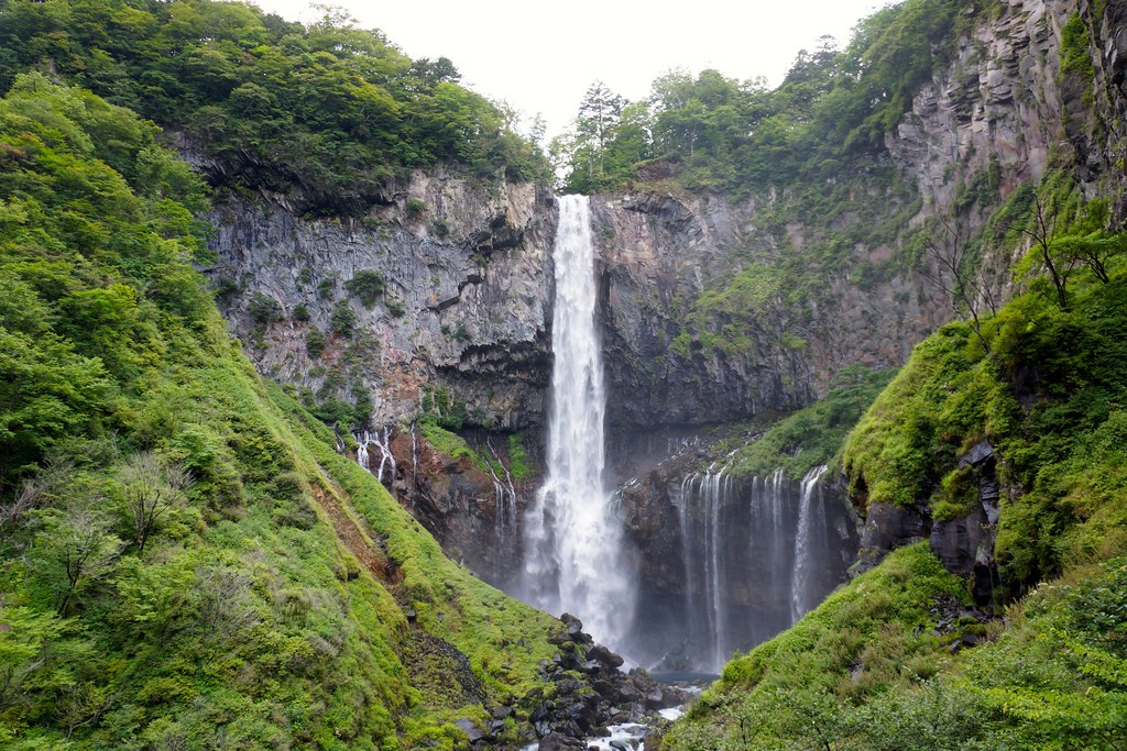 参拝の後は絶景巡り！栃木・日光の滝6選