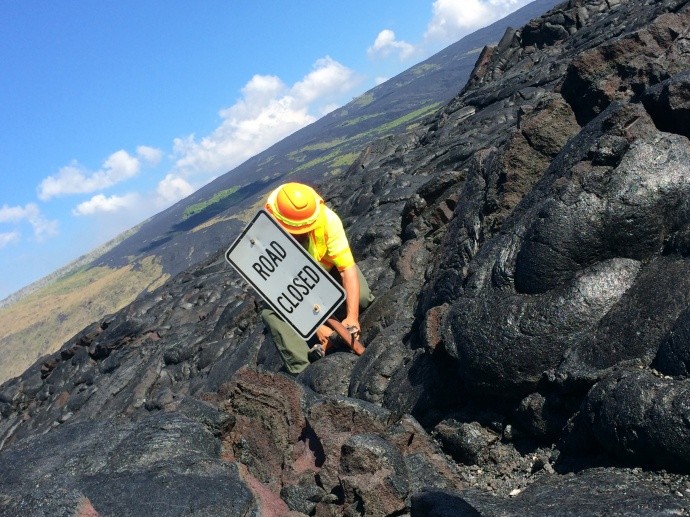 ハワイ島で溶岩大地を見るなら『チェーン・オブ・クレーターズ・ロード』
