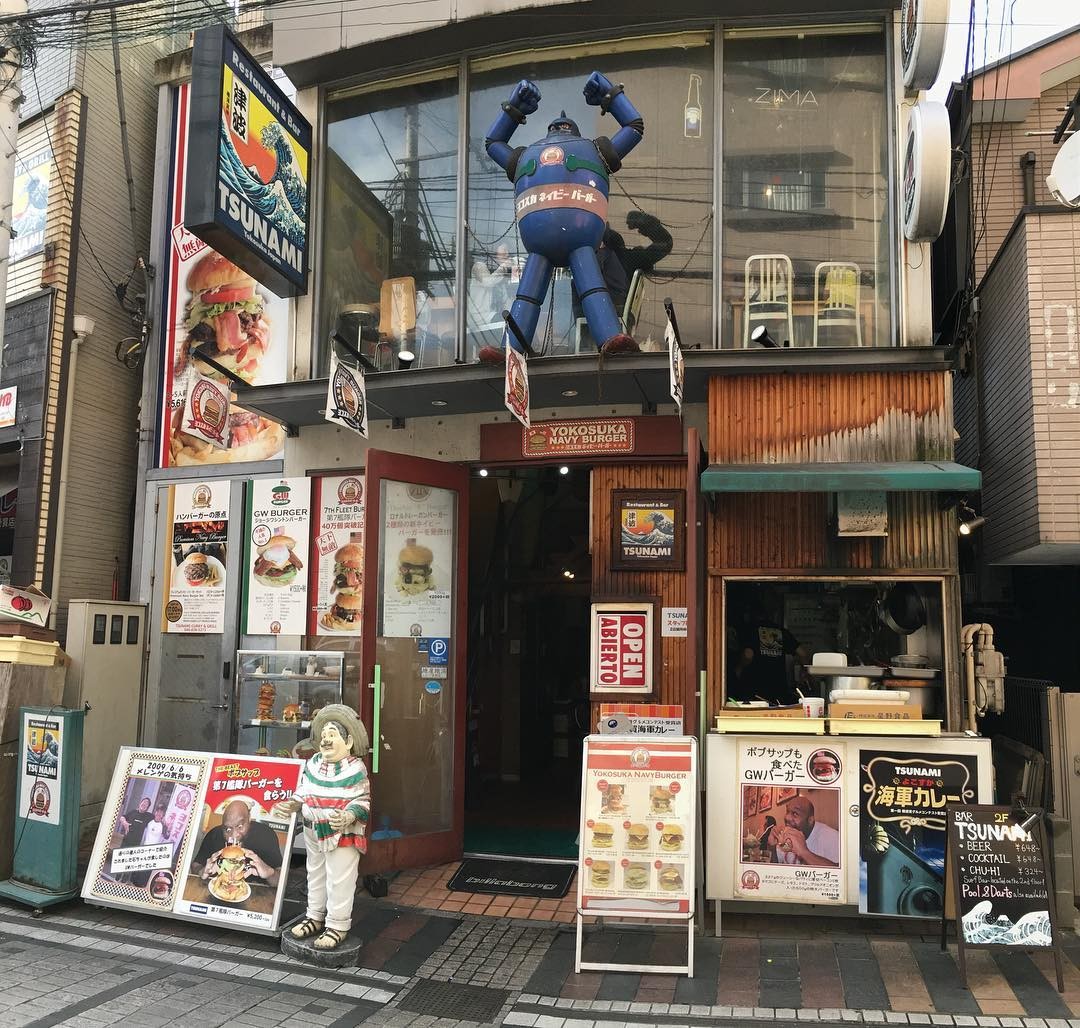 神奈川県ご当地グルメ「ヨコスカネイビーバーガー」おすすめ店５選