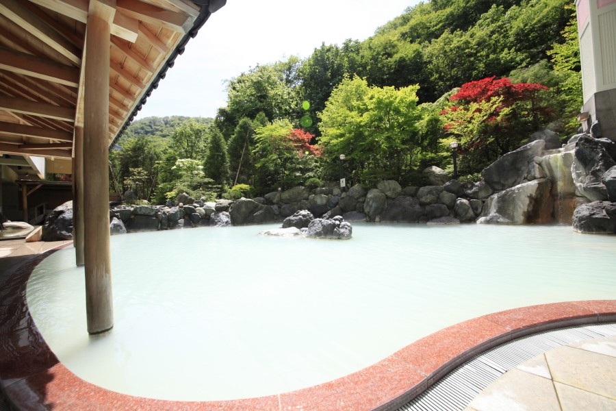北海道・登別温泉「ホテルまほろば」で温泉ざんまいしよう！