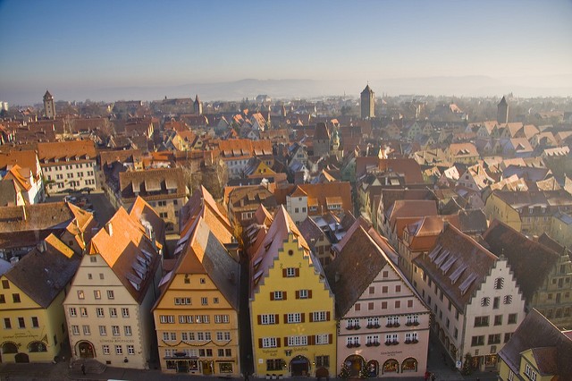 ドイツの古城街道を観光！中世の街並みを歩こう
