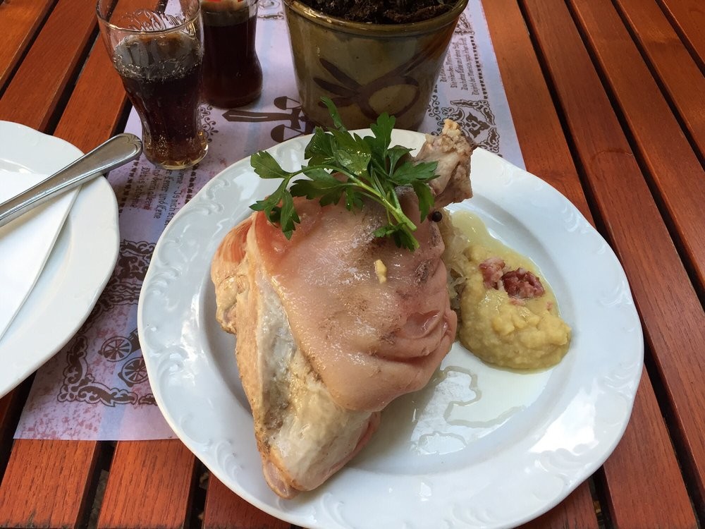 ドイツ・ベルリンのレストランで伝統の味を楽しもう！老舗のドイツ料理まとめ