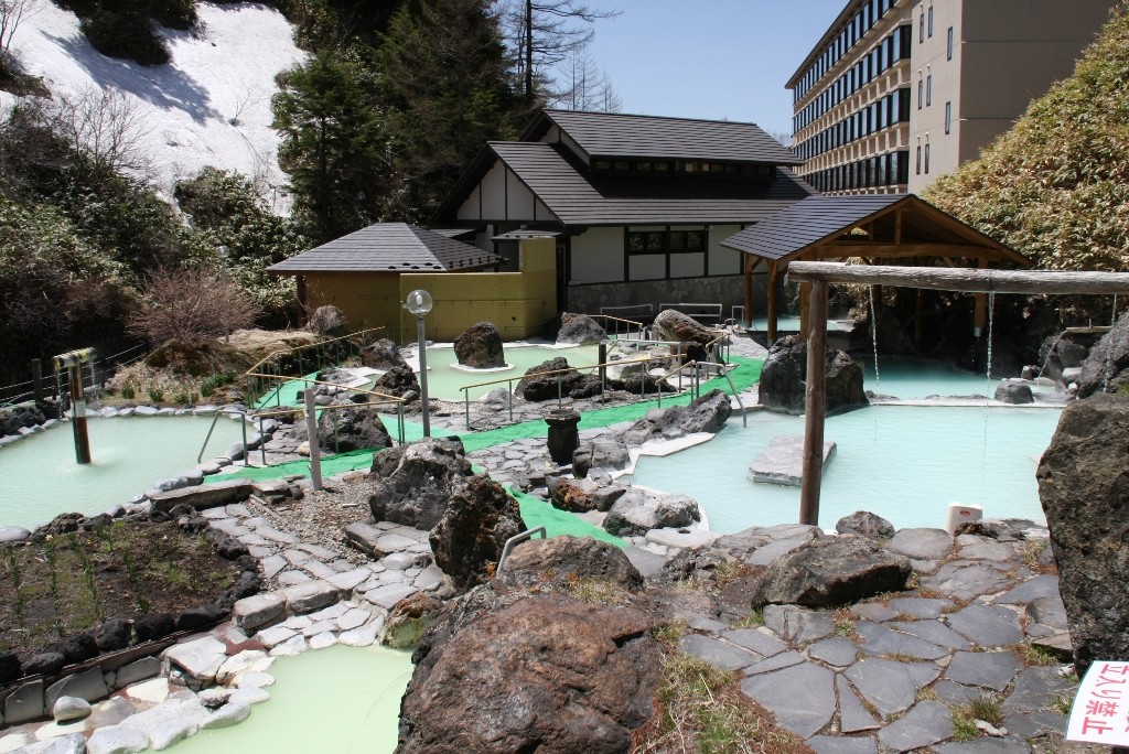 万座温泉で楽しむ露天風呂と絶景！日本屈指の高山温泉で身も心も癒されよう！