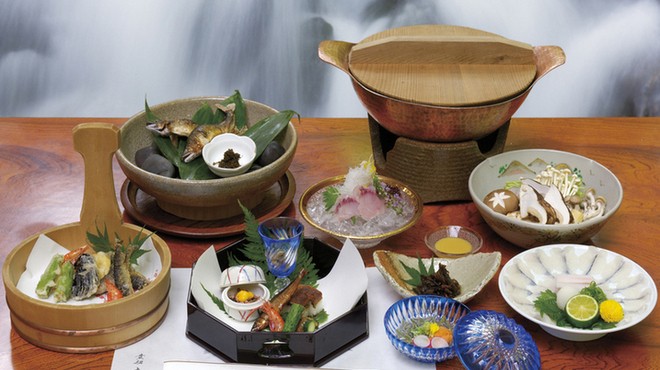 京都・貴船の夏は川床で涼と食を満喫！超おすすめな人気店３選