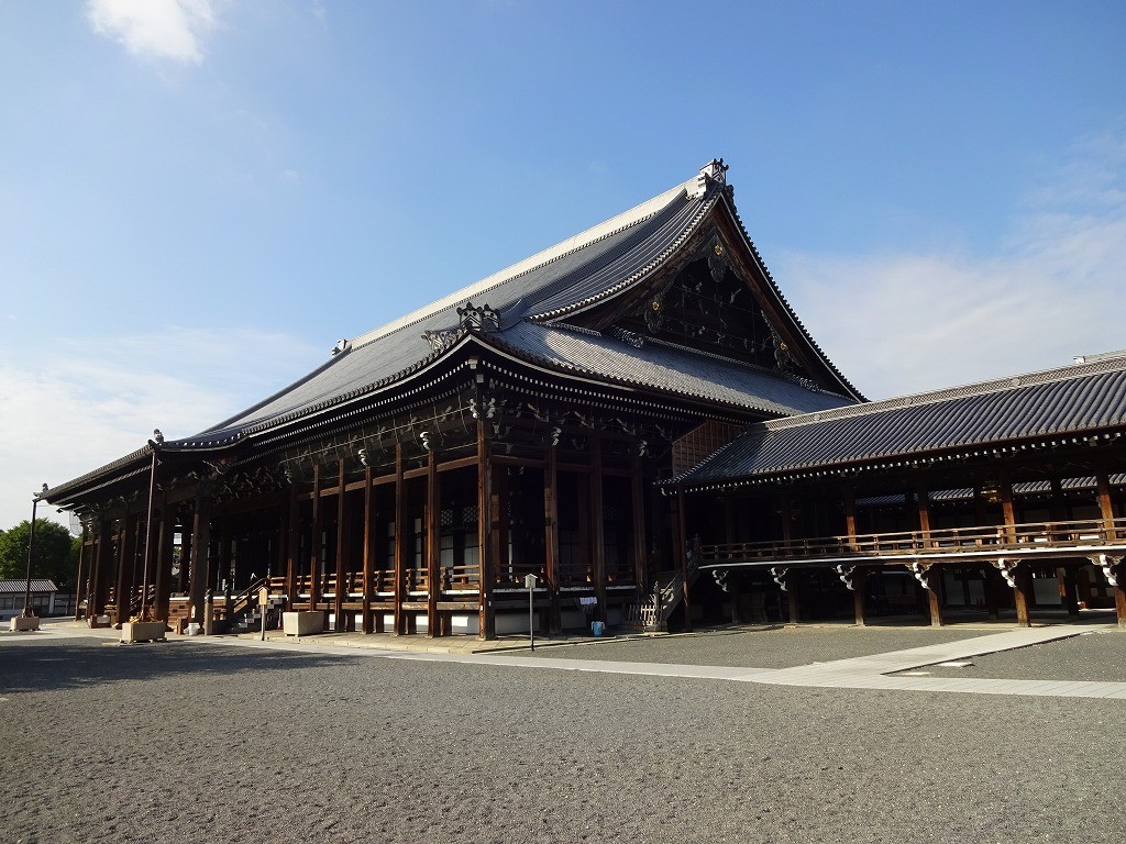 【京都】東本願寺と西本願寺の違いとは？徹底ガイドします！