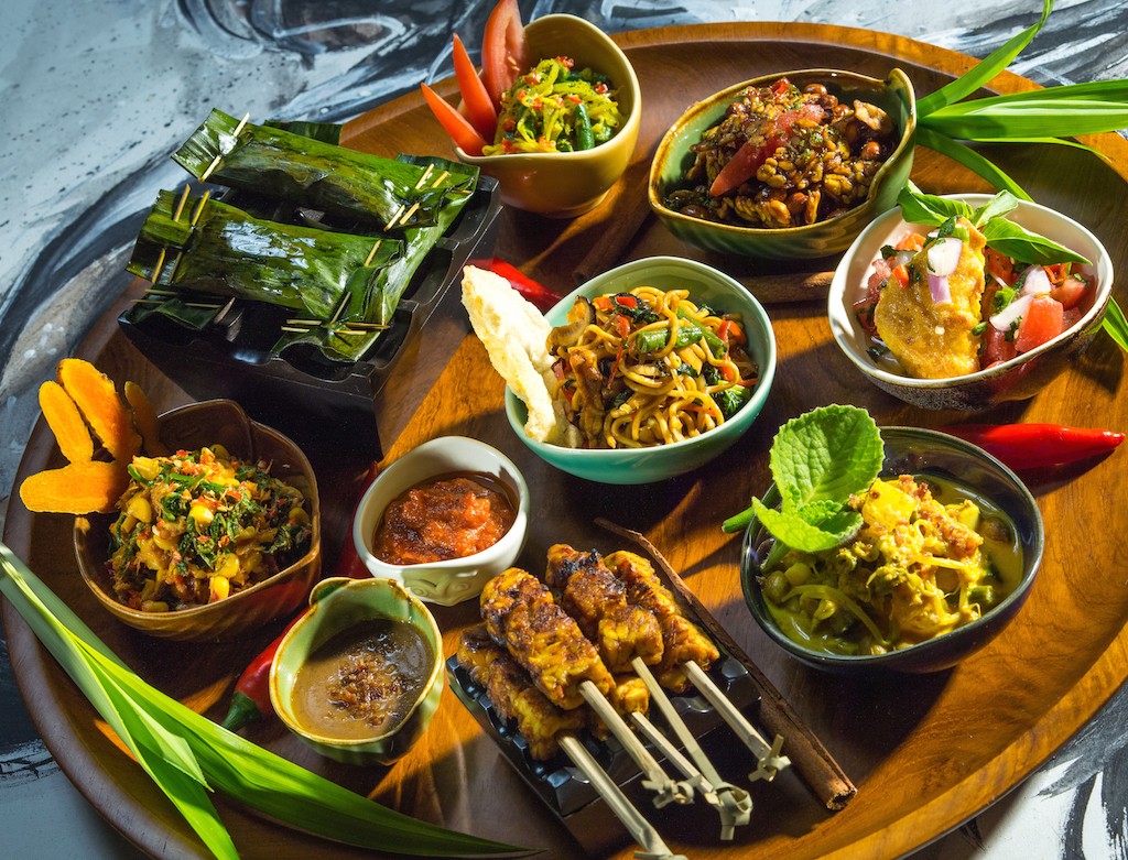 【インドネシア料理】バリ島で食べるべきバリニーズ・ローカルグルメ！