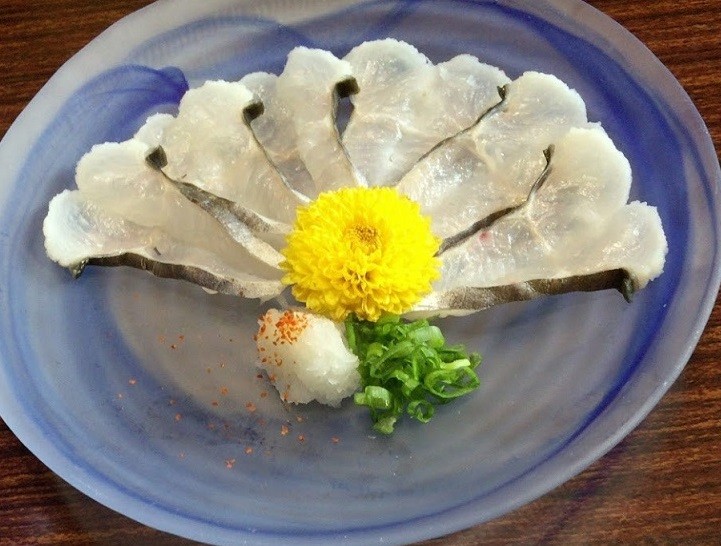 淡路島の最南端沼島の郷土料理「鱧（ハモ）料理」がおいしい木村屋へ！