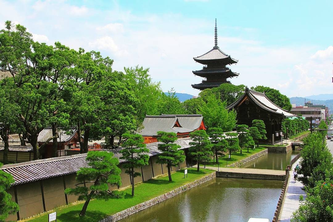 京都のシンボル・五重塔がある東寺へ行ってみよう