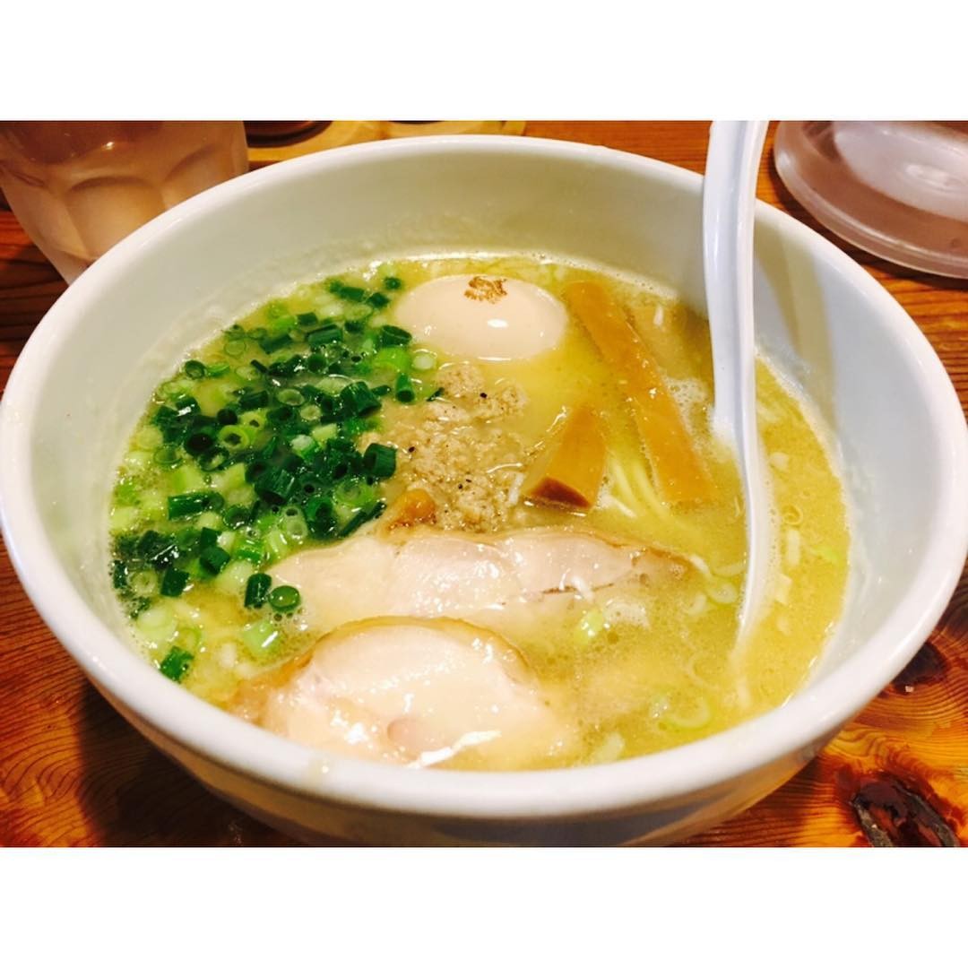 池袋駅東口のおすすめラーメン店5選！こってりからあっさりまで