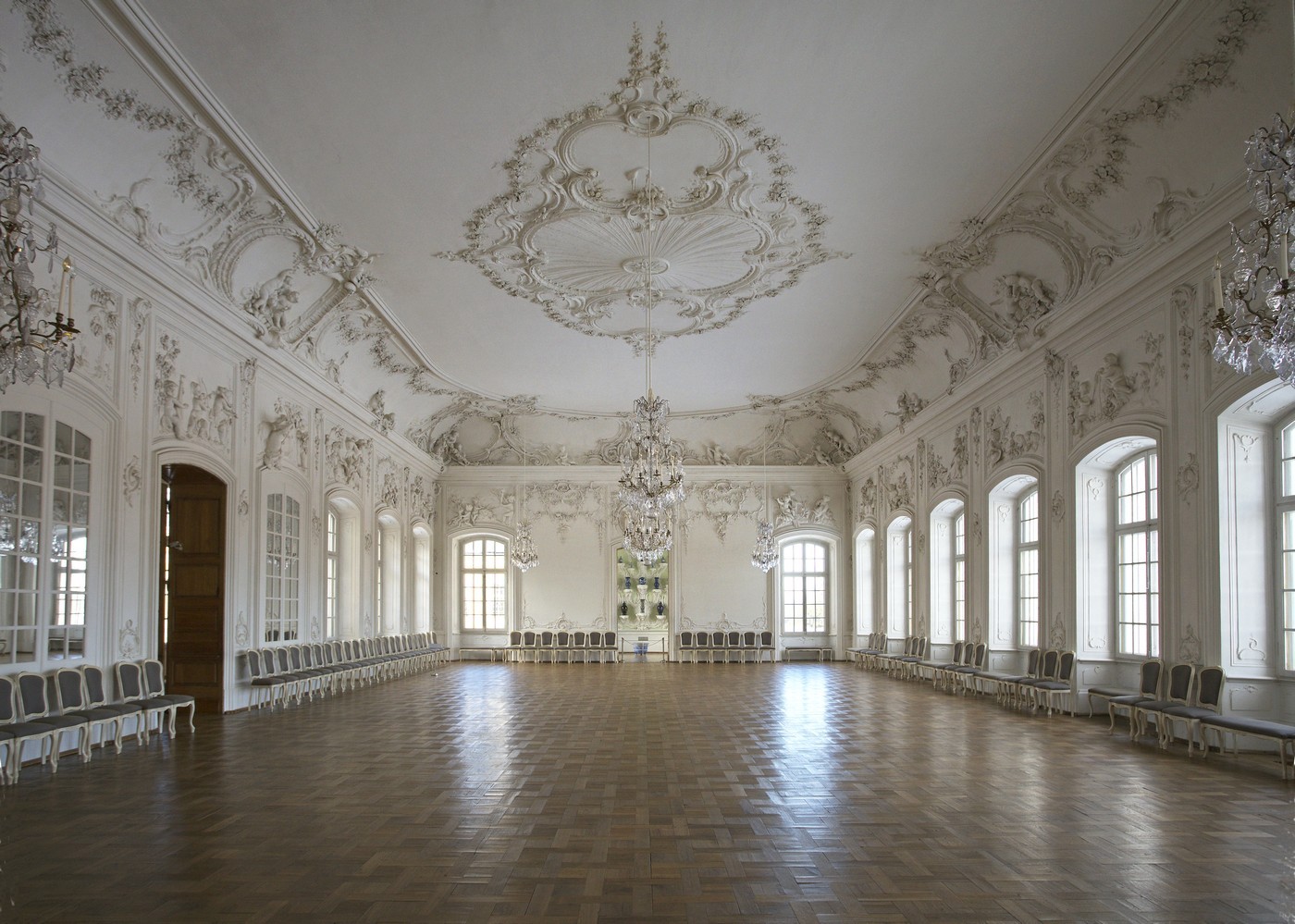 ラトビアの「ルンダーレ宮殿」はバルトのヴェルサイユと呼ばれるほど美しき宮殿！