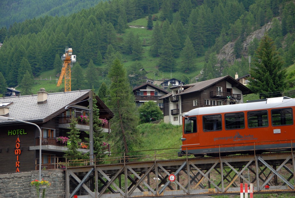 マッターホルンへの旅！スイス・ツェルマトからゴルナーグラート登山鉄道に乗ろう！