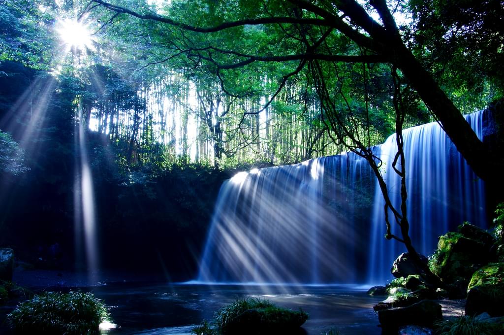 水のカーテン熊本・鍋ヶ滝！森林にある美しい滝を見に行こう