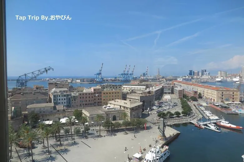 ポルトアンティーコの東端方面。