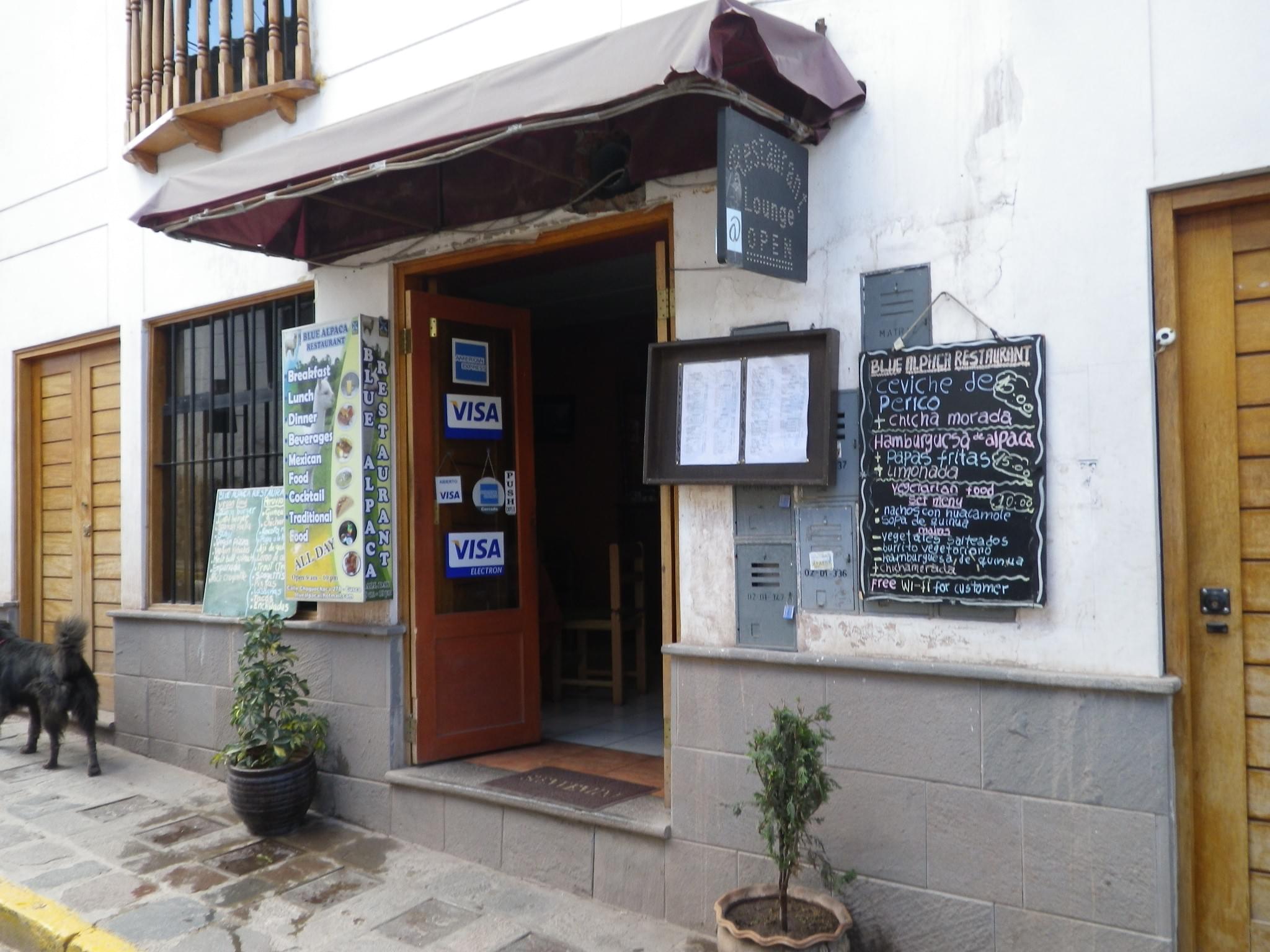 クスコでペルー名物の食材キヌアとアルパカを食べられる「ブルーアルパカレストラン」特集