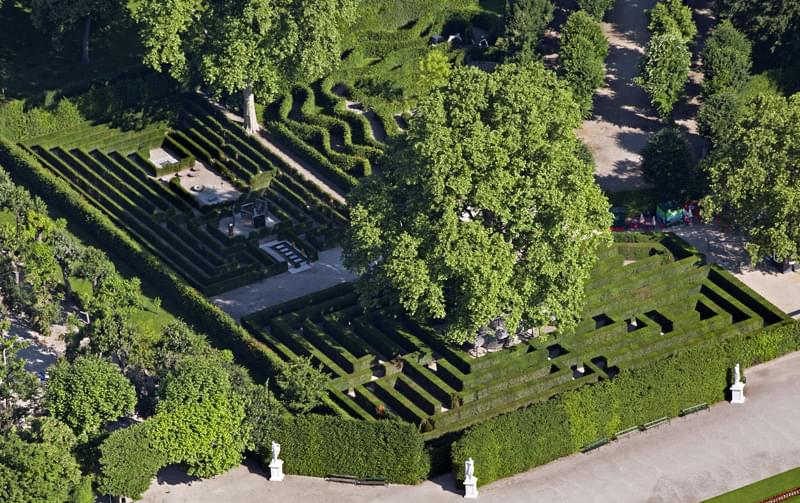 オーストリア・ウィーンで世界遺産「シェーンブルン宮殿」に泊まる旅へ